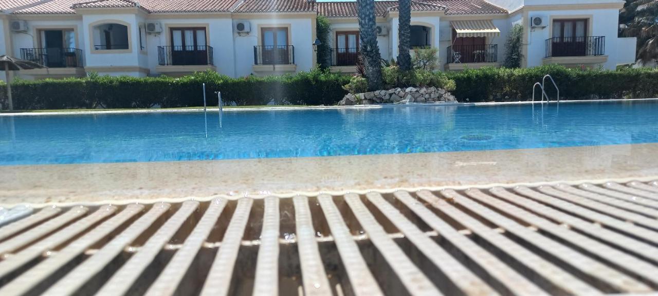 Apartamento Primera Linea De Playa Las Marinas Вера Екстериор снимка