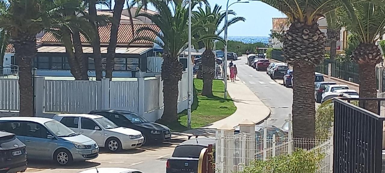 Apartamento Primera Linea De Playa Las Marinas Вера Екстериор снимка