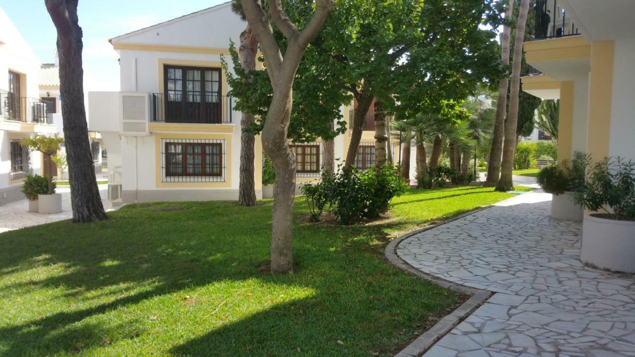 Apartamento Primera Linea De Playa Las Marinas Вера Екстериор снимка